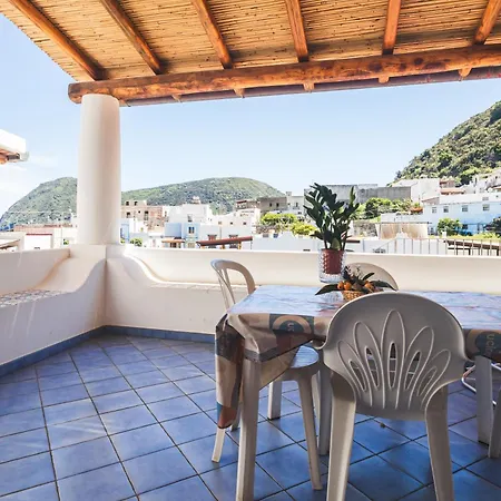 La 4* Canneto (Lipari)